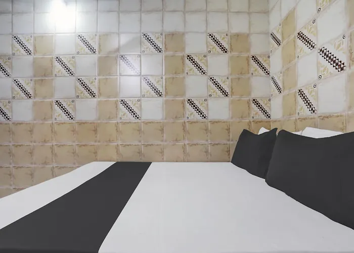 Hotel O Kailash Mansarovar