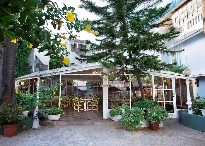 Avion Holiday Resort