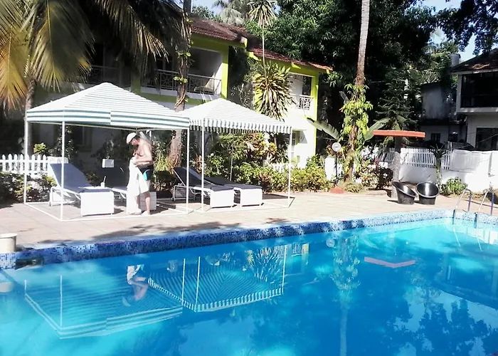 Calangute Beach Villa # 3Bhk # Pool # Kitchen # 300Mts To Beach By Gr Stays