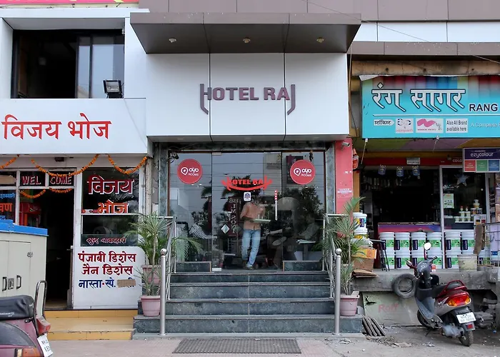 Hotel Raj