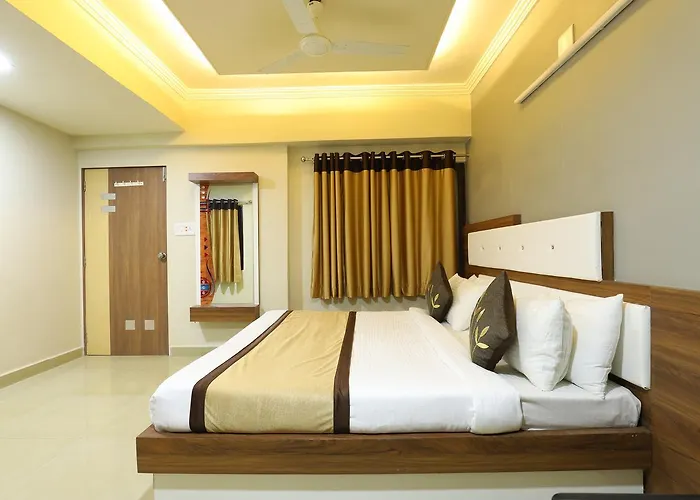Hotel Loyal Residency