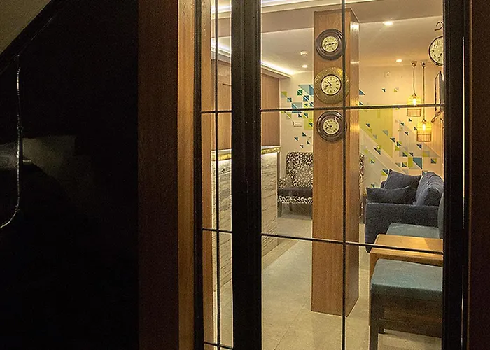 Pod N Beyond Smart Hotel