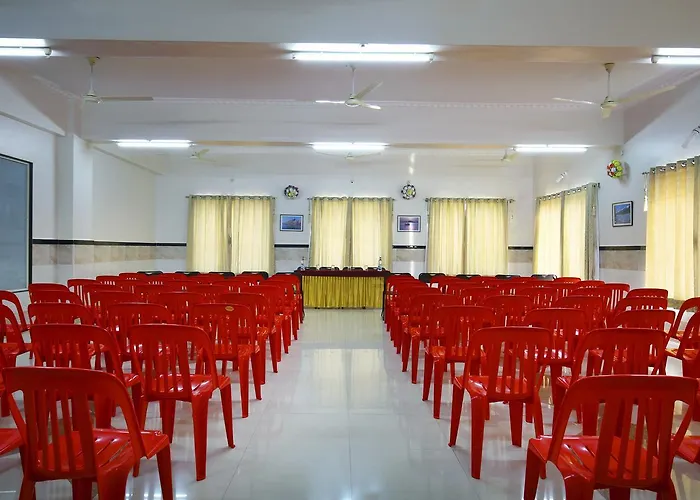 Hotel Girija