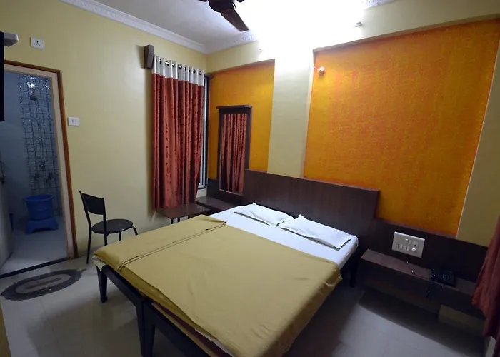 Hotel Madhava
