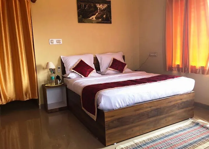 Kstdc Hotel Mayura Bharachukki, Shivanasamudra