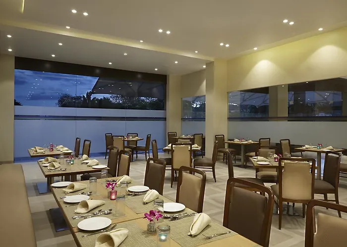 Click Hotel, Junagadh