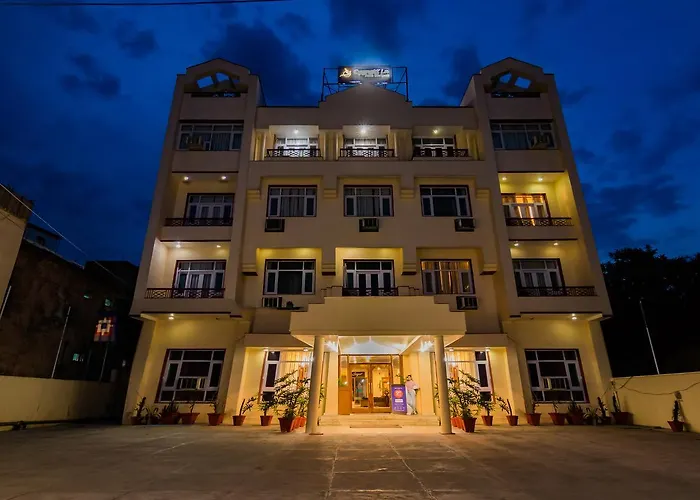 Hotel Asia Shripati Katra 