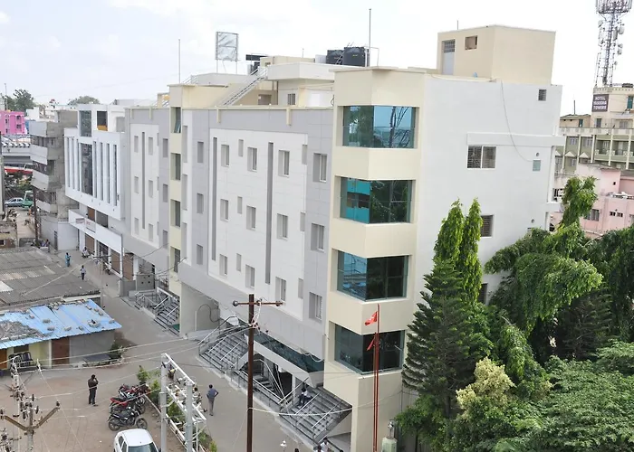 Hotel Sri Vaari Residency