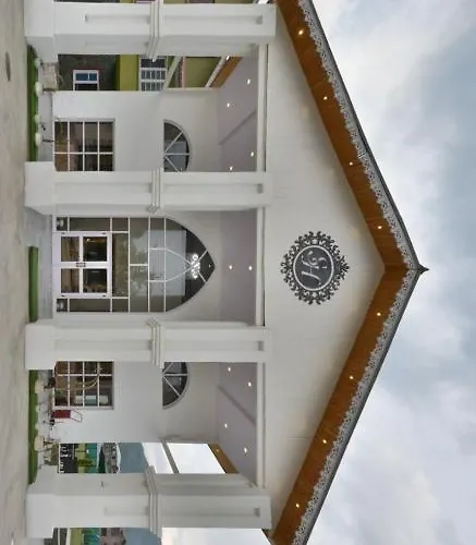 Solomon Heights Hotel Srinagar 