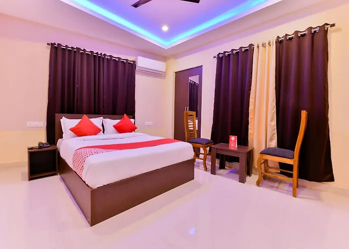 Oyo 16605 Royal Front Hotel Kochi