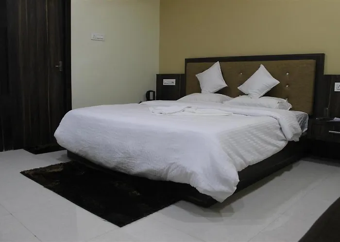 Hotel Shri Sharanam