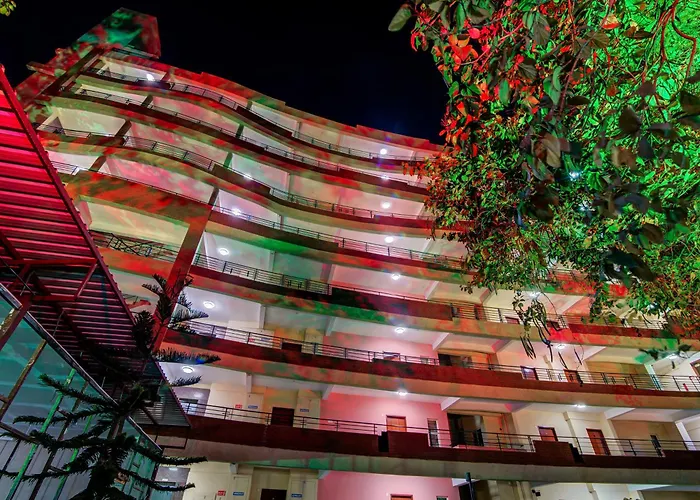 Gardeenia Comfortes Suites-Fully Vaccinated Staff Kammasandra