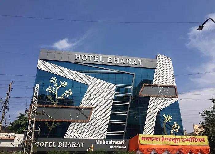 Hotel Bharat