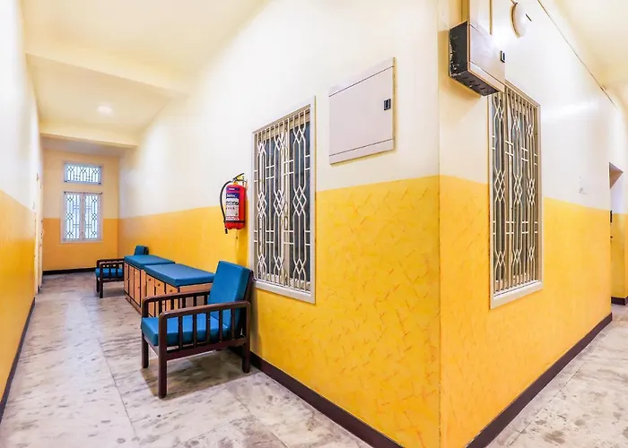 Hotel Sani Inn