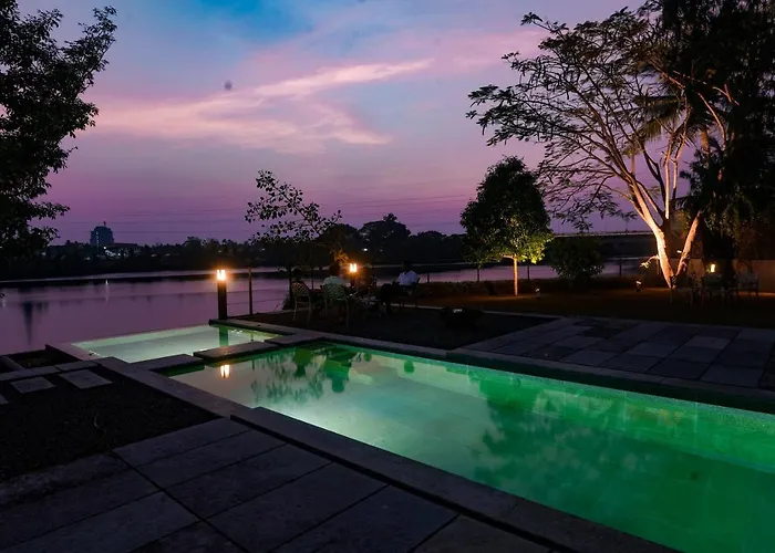 Anaya'S Lake House