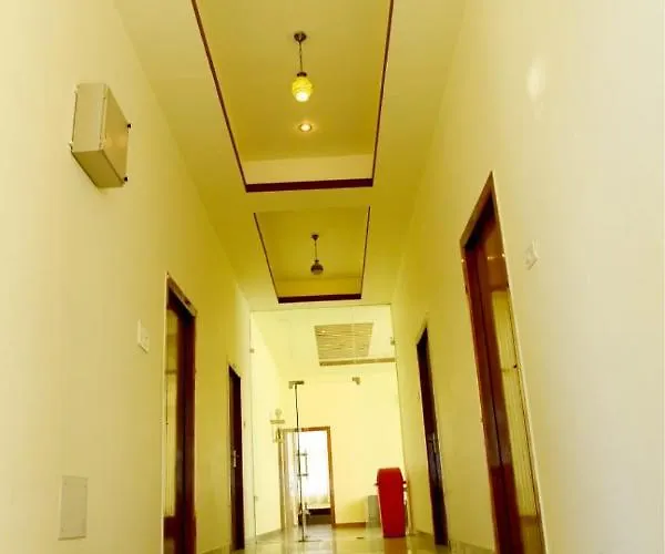 Hotel Rani Bagh Resort