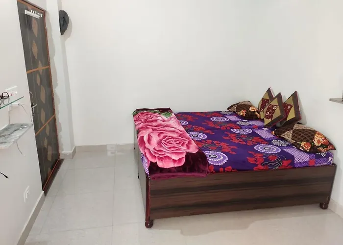 Nidhivan Homestay